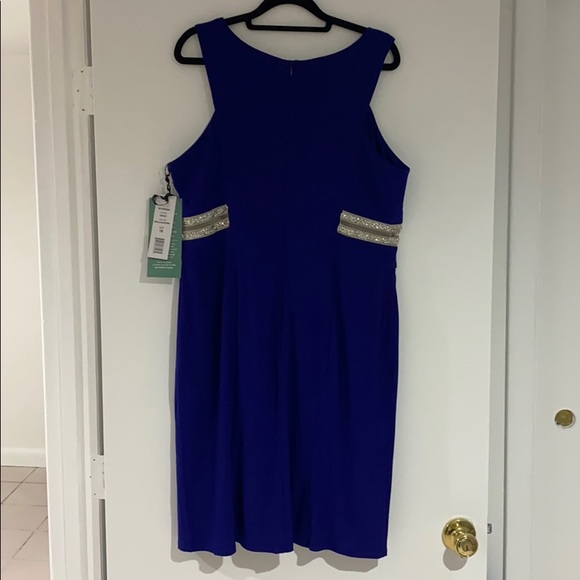 Scarlett blue fitted dress and see through detail - Picture 4 of 5